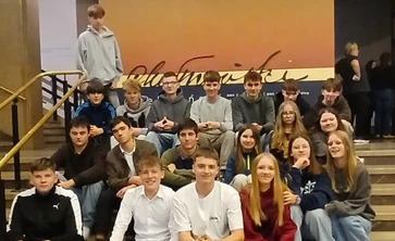 Zdjęcie grupowe uczniów